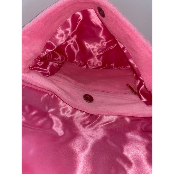 CHANEL VINTAGE PRECISION MAKEUP BAG! New Novelty item! - Picture 6 of 10